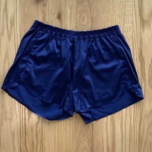 Lululemon Satin Boxer Short Sz 6